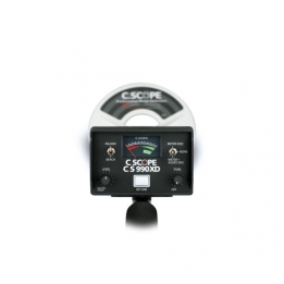 Display van C-scope CS 990XD Non-Motion Metaaldetector